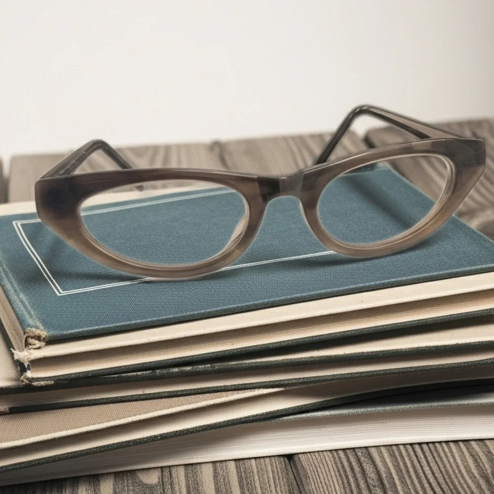 Stylish Tom Ford Cat-Eye Glasses